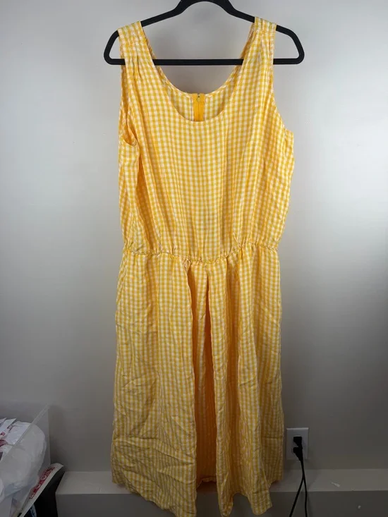 Yellow Gingham Sleeveless Midi Dress - Picture 2 of 3